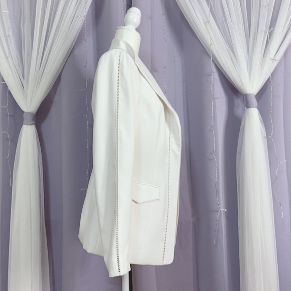 Bebe Blazer - Picture 2 of 3